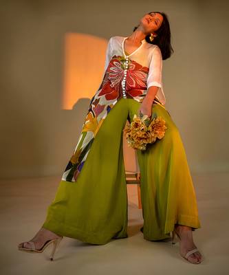 Off-white organza hand embroidery kurta sets 4