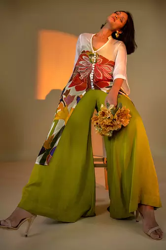 Off-white organza hand embroidery kurta sets