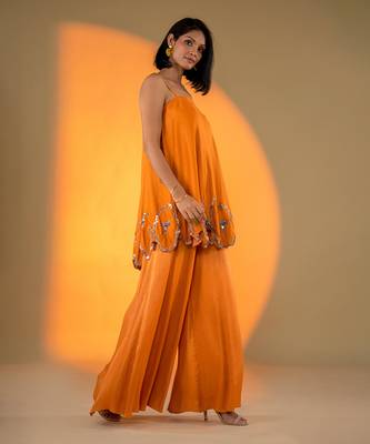 Rust orange sleeveless kurta set with embroidery & sharara 3