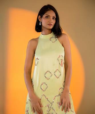 Pistachio halter neck kurta set with hand embroidery 2