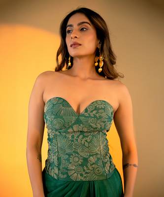 Green Satin Plain Readymade Saree with Embroidered Blouse 3