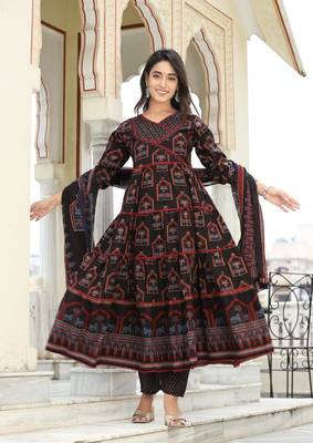 Black   cotton  hand   work anarkali  kurti pant dupatta set 3