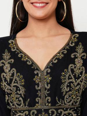Black color full sleeves Handmade Moroccan Kaftan with Sun-proof hijab 3