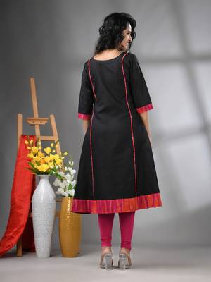 Black solid cotton a-line kurta 3