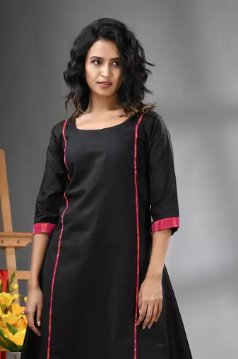 Black solid cotton a-line kurta