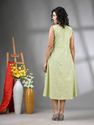 Light green cotton fit & flared midi dress 3