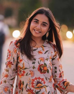 Women's Floral Printed Knee Length Round Neck Kurta And Pant Set (Beige) 4