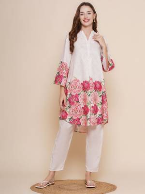 Women's Floral Printed Knee Length V Neck Rayon Co-ords Set (K122) 1