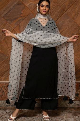 Women's Floral Printed Knee Length Kurti And Palazzo Set With Printed Dupatta (K135)