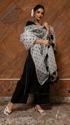 black rayon kurti palazzo set with printed dupatta 3