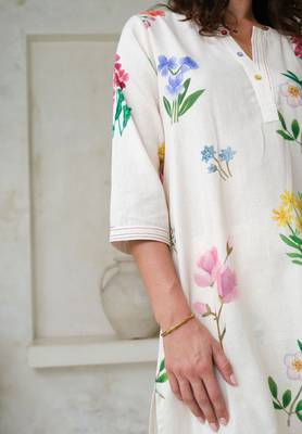 Women's Floral Printed Knee Length V Neck Linen Kurta And Pant Set (K140) 4
