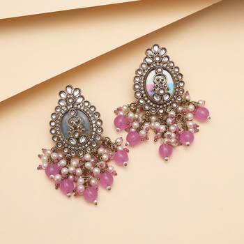 Light purple color kundan earrings 2