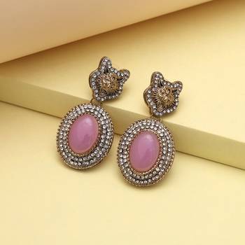 Light purple color kundan earrings 1