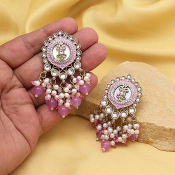 Light purple color kundan earrings 1