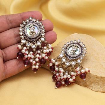 Magenta color kundan earrings 1