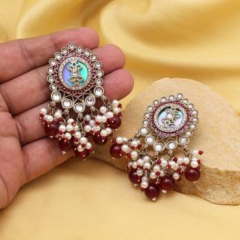 Maroon color kundan earrings 1