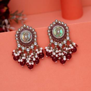 Maroon color kundan earrings 2
