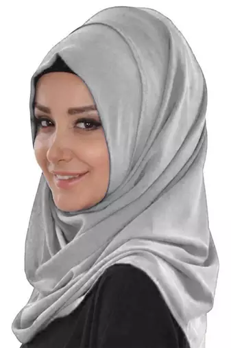 Gray Moroccan Kaftan With Sun-proof hijab