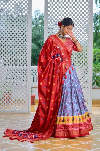 Party wear SIlk Blend Lehengha Choli with Dupatta for Women