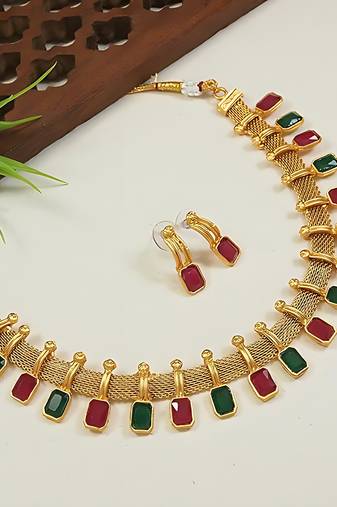 Elegant multi and gold mesh necklace set with matching earrings