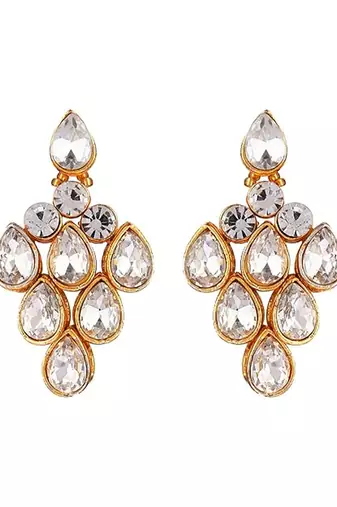 Luxurious gold-plated kundan choker Necklace :: set with maang tikka and earrings