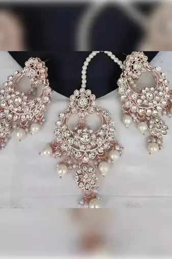 Luxurious silver-plated bridal jewelry set with white accents