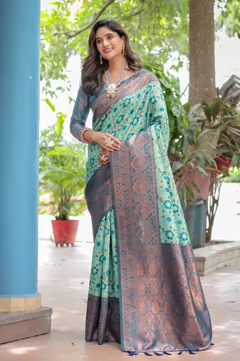 Women'S Turquoise Silk Kanjeevaram Saree With Unstitched Blouse Piece