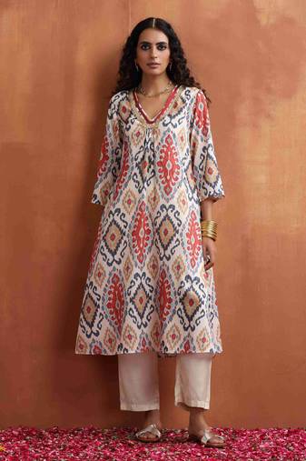 off white ikat print kurta set