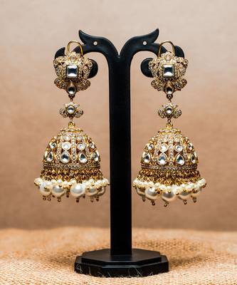 Shehzadi polki diamond jhumkaas These glamorous jhumkas with a polki finish 1