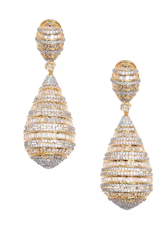 Luxe gold cascade 1 Pair of Earring 