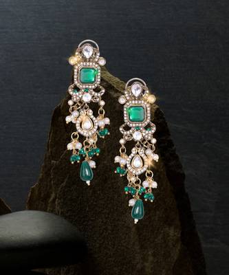 Shahtoosh emerald 1 Pair of Earring  1