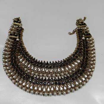 Gold Plated Handcrafted Black colour Anklets with Pearl & Kundan 3