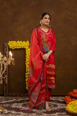 Red Muslin Kurta with Bold Floral Design and Dupatta 4
