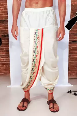 Cobra lifes cream & cream cotton silk dhoti kurta set for men with stole, 3 piece set 5