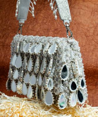 Aaina kasse silver 3