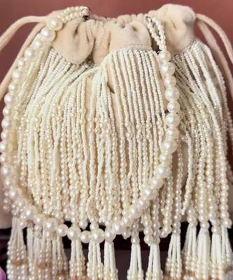 Gilt tassel ivory 4