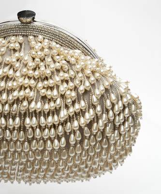 Pearl treasure clutch silver 3