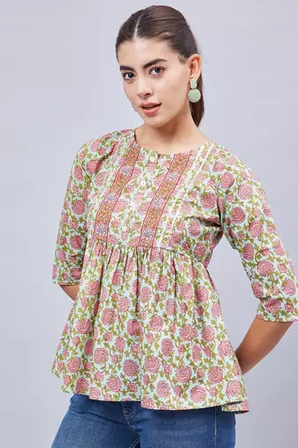 Winred women green floral printed top