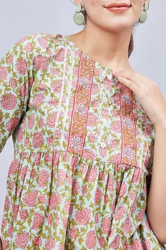 Winred women green floral printed top