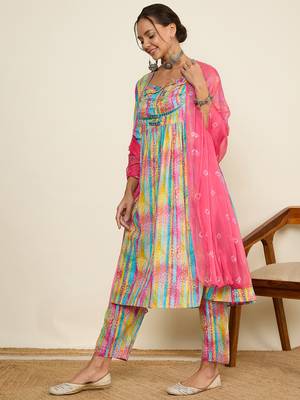 Winered women printed ruched yoke flare kurta, pant & dupatta set 3