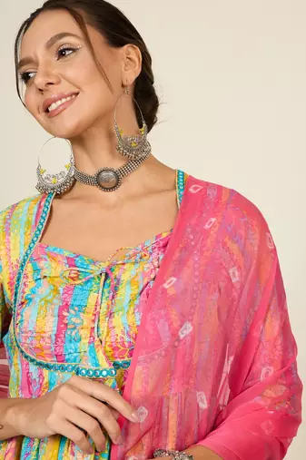 Winered women printed ruched yoke flare kurta, pant & dupatta set