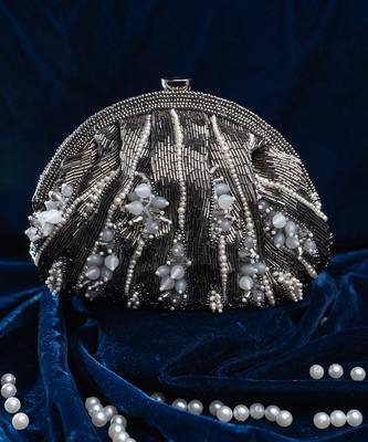 Bead blooms midnight silver 1