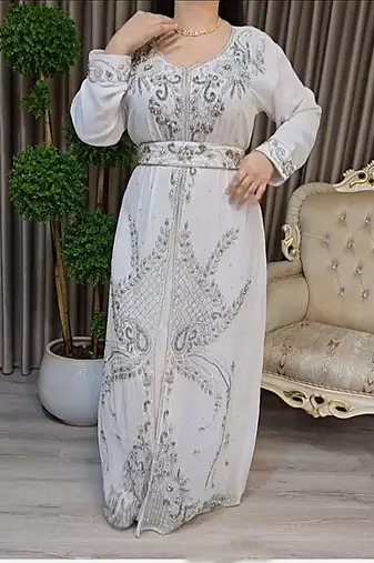 Off-White Moroccan Kaftan With Sun-proof hijab