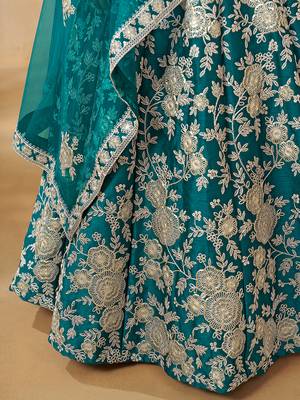 Embroidered Art silk blend Lehenga Choli in Turquoise 4