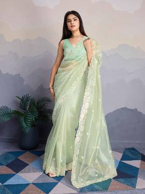 Women'S Pista Shimmer Net Sequinned Saree With Unstitched Blouse Piece 1