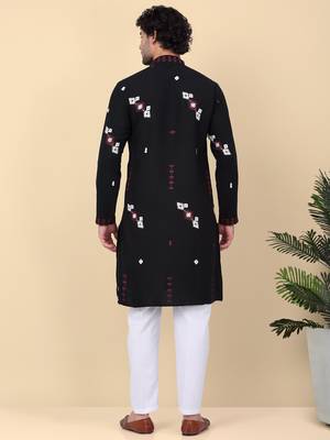 Men black ethnic motifs embroidered linen kurta 3