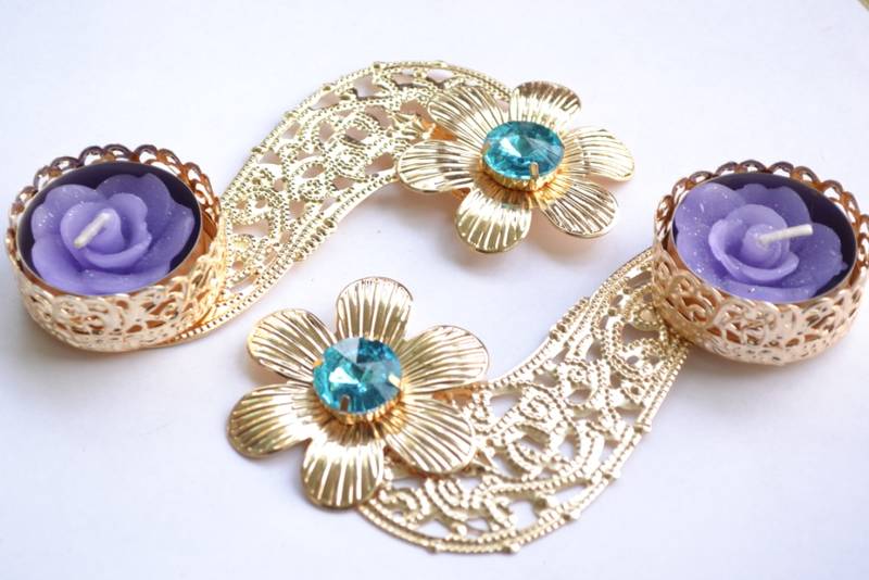 Floral Ornate Metallic Rangoli Centre Wax interchangable and Refill Diwali Diya