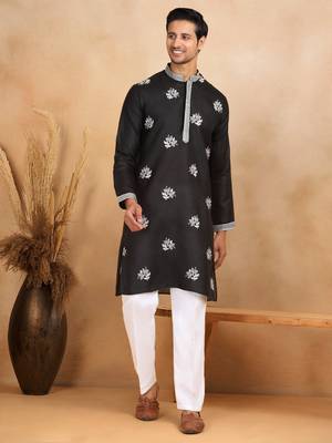 Mandarin collor embroidered cotton black kurta 4