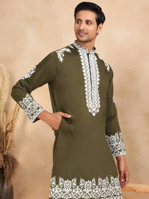 Ethnic embroidered mandarin collor cotton silk green kurta with trouser 3