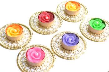 Water Floating Floral Ornate Metallic Centre Wax interchangable and Refill Diwali Diya 2